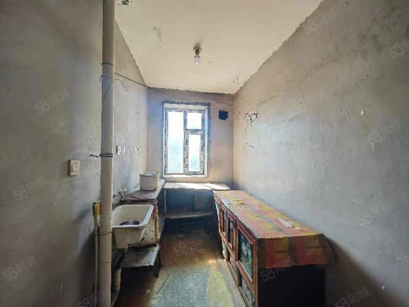 银河花园三期2室1厅1卫57.14㎡南4.5万