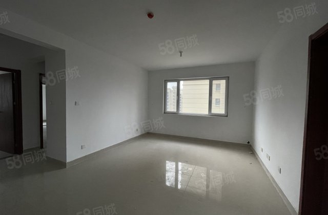 东昌路！急售！一手手续！王卷冒小区！三室两厅两卫