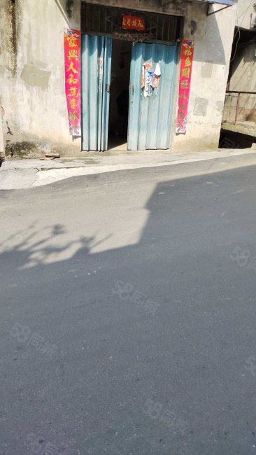 西茶亭村一组小区3室2厅1卫120㎡南19万