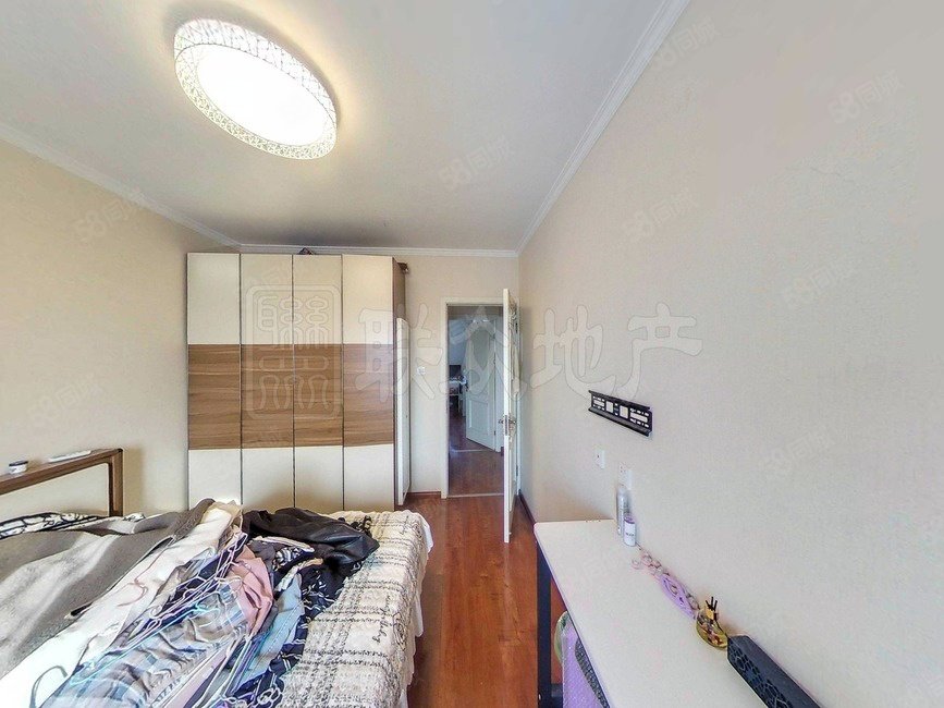 南庭新苑北區(qū)2室1廳1衛(wèi)68.24㎡南北210萬