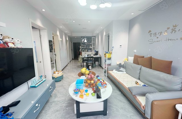 汇融广场B区3室2厅81.76㎡99万二手房图片