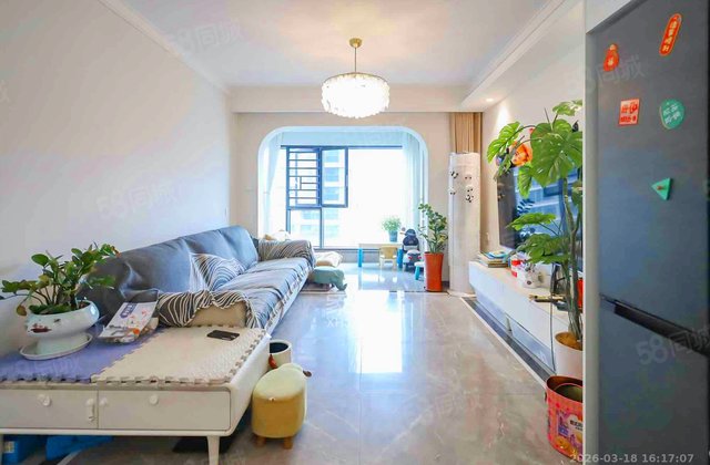 越秀悦湖台3室2厅107.45㎡158万二手房图片