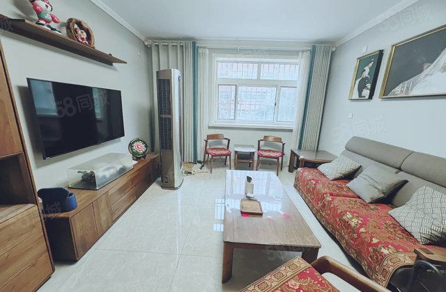 湖边，乐园电厂，精装一楼，带车库，免大税，实验乐园