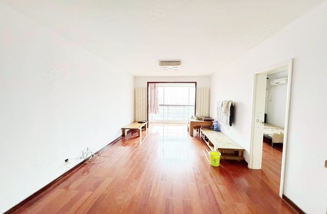 馨秀园3室2厅134.57㎡135万二手房图片