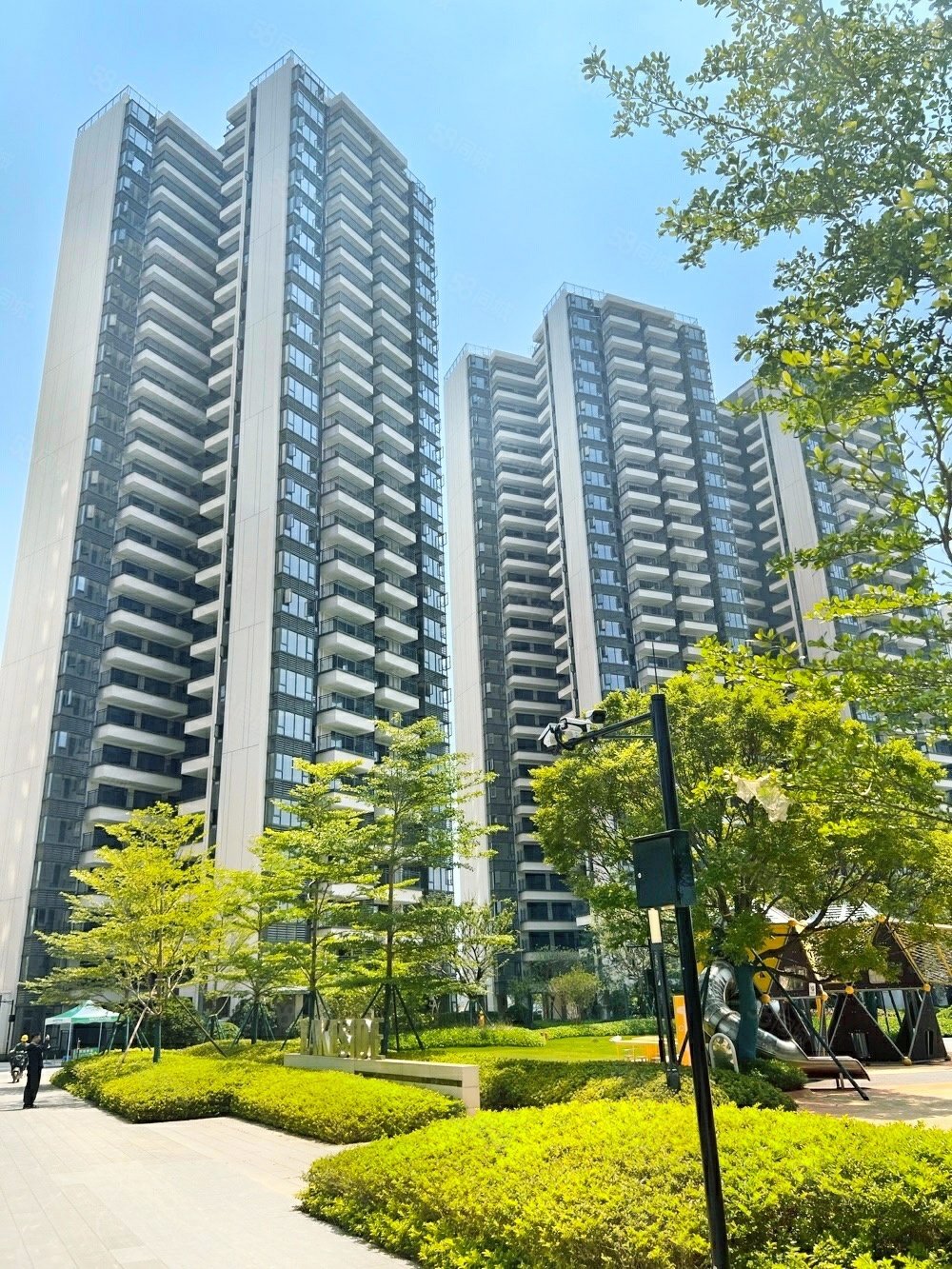 业主换大房子急转大三房锦云湖光可公积金地铁口