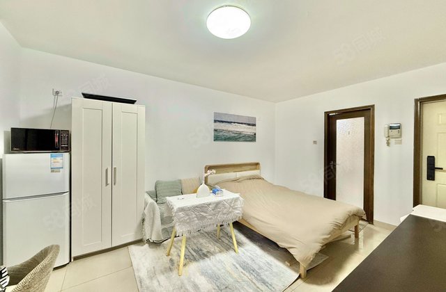 半岛国际公寓1室0厅32.08㎡328万二手房图片