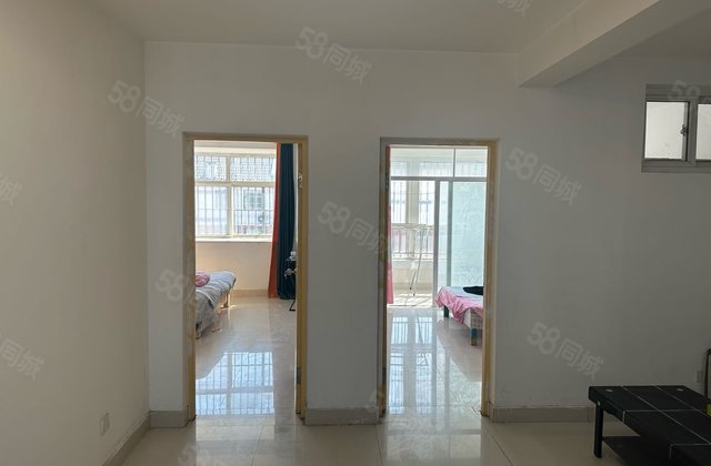 水岸新城正南朝 6加7 停车方便 带地下室 价格可议