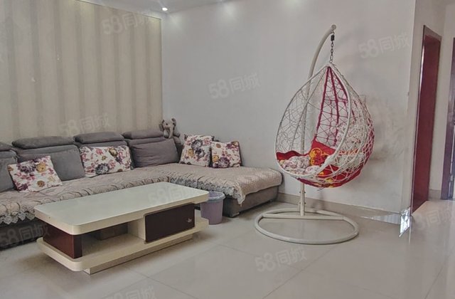 万达北 莲湖花园 房龄新 精装三室 免大税 随时看房