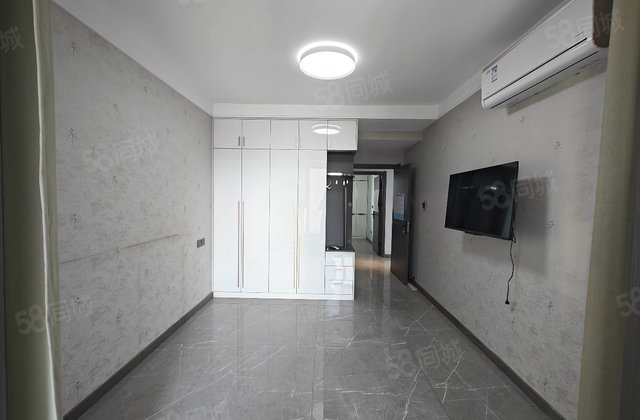 中央名都3室2厅121.92㎡108万二手房图片