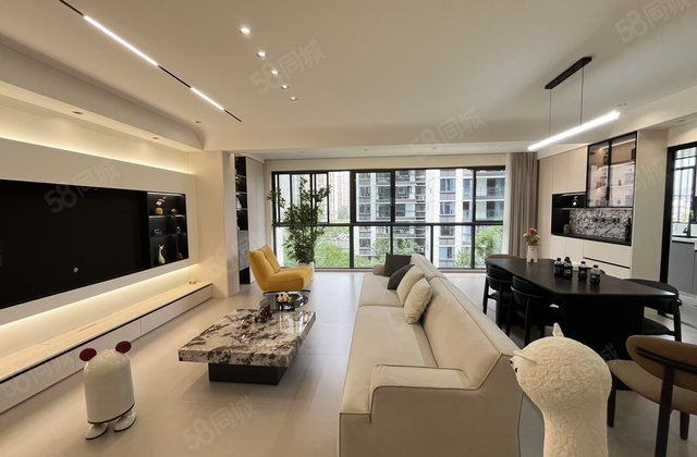 正黄翡翠台4室2厅129㎡118万二手房图片