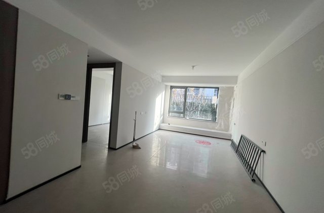 越秀星樾2室2厅83㎡450万二手房图片