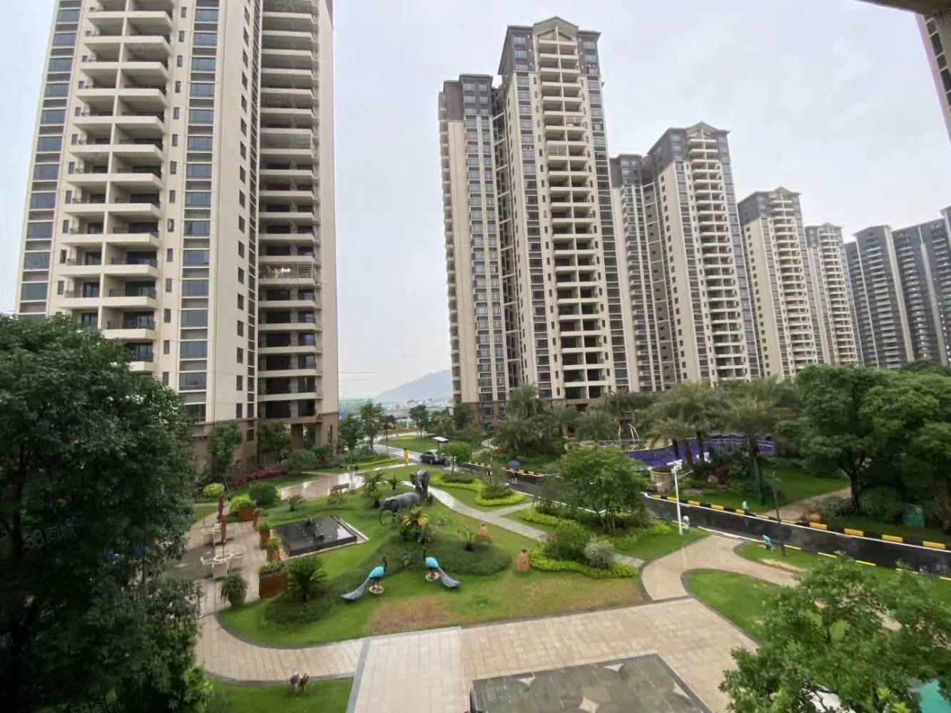 碧桂园明珠花园4室2厅3卫143.1㎡南65万