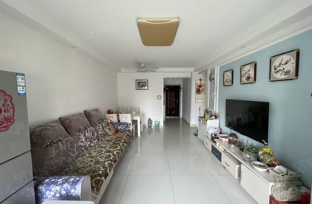 新东方龙湾在水一方 南北通透 精装两室