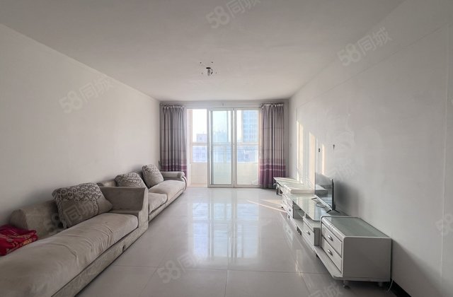 兰汀园3室2厅125㎡50万二手房图片