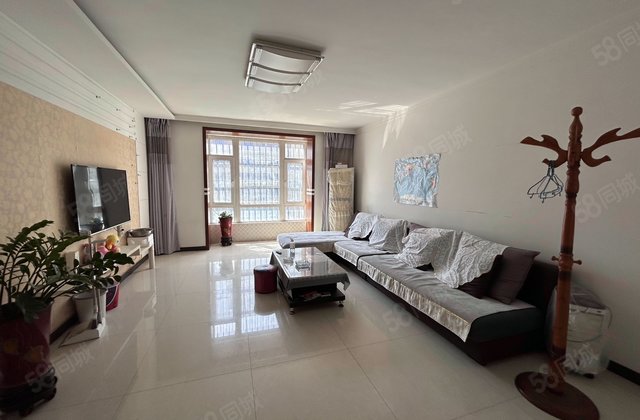 兰汀风景3室2厅128㎡86万二手房图片