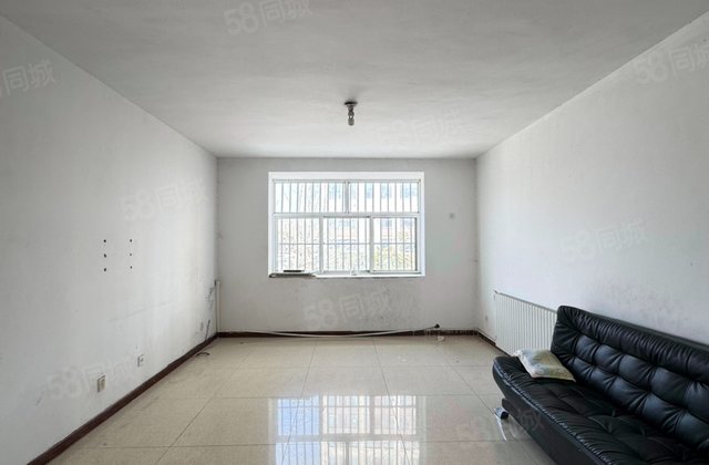 地中海涑堤晟园3室2厅132㎡48万二手房图片