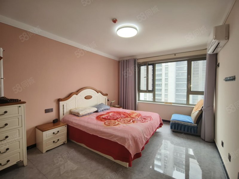 中层4居室 精装修 不冲道 单价才8千多 急售,绿城德达玉园-德州58同城