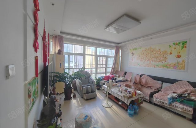 东关瑞府对过，天恒御景花园东边户，带地下室，随看房