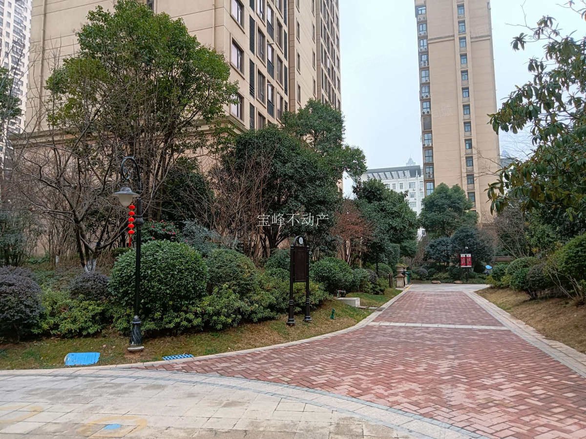 南北通透双阳台三房西边户好楼层,泰岩锦江城-信阳58同城