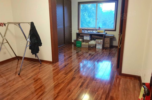 新南村3室2厅94.4㎡150万二手房图片