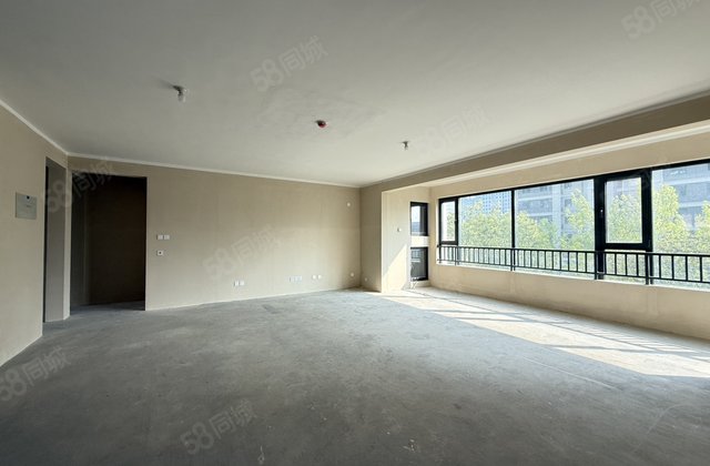 和鸣天著4室2厅142㎡152万二手房图片