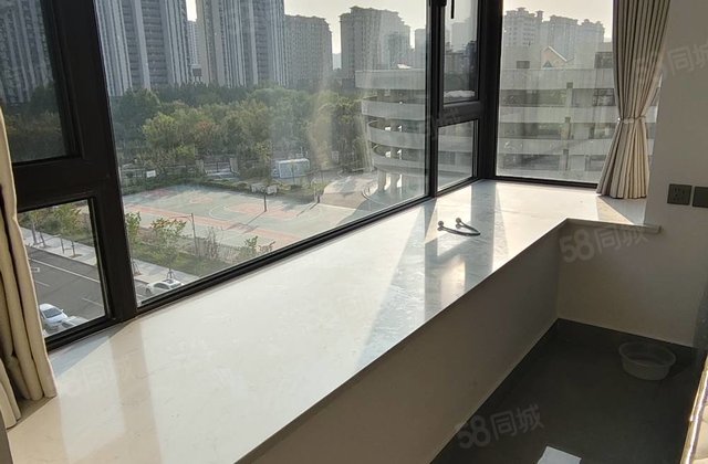 学府印象，双  ，双阳台，双车位，边户，好楼层，拐角飘窗，