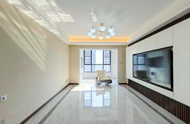 中梁云麓传奇3室2厅113.42㎡92万二手房图片