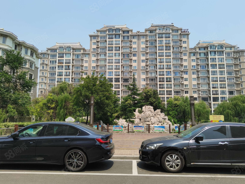 时代名都3室2厅2卫140㎡南北118万