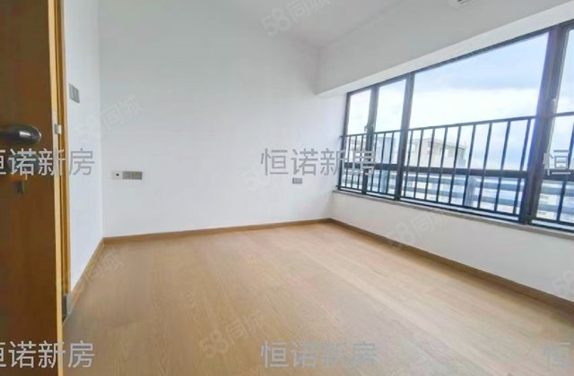 品实云湖花城4室2厅132.56㎡315万二手房图片