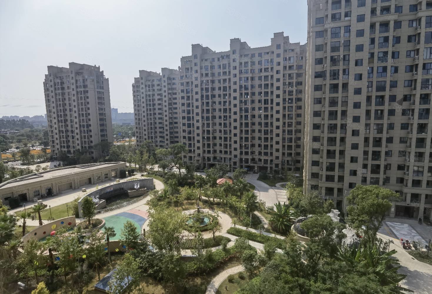 万和嘉园3室2厅2卫118㎡南北127万