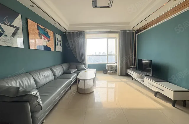 开发区东昌中学三中一墙之隔，小高层西边户，带车储免大税随时看