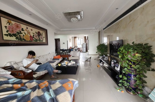 急售~月亮湾~温馨3室~免大税~送车储~醉前排~元宝户型