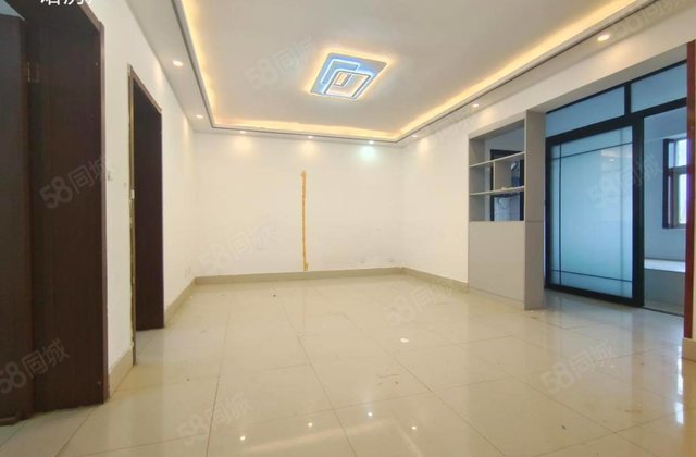 急售湘江附近！育红实验~吸氧楼层~精装修免大税~可按揭