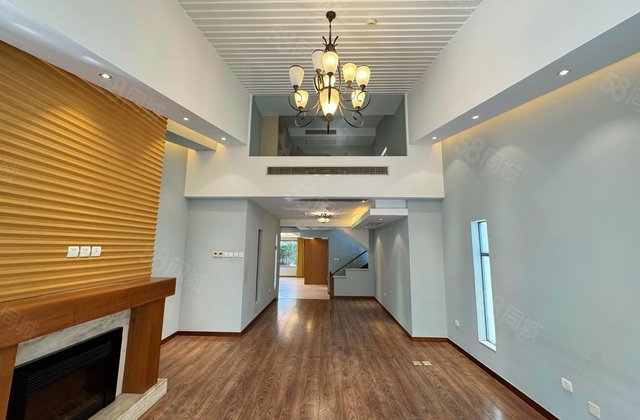 龙湾别墅4室3厅366㎡1880万二手房图片