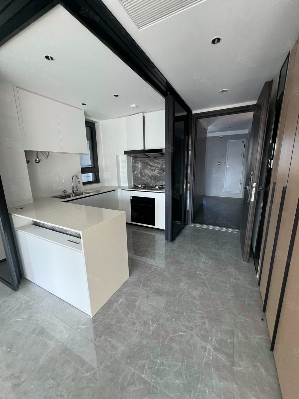 中海學(xué)府里3室2廳1衛(wèi)89㎡南北542萬