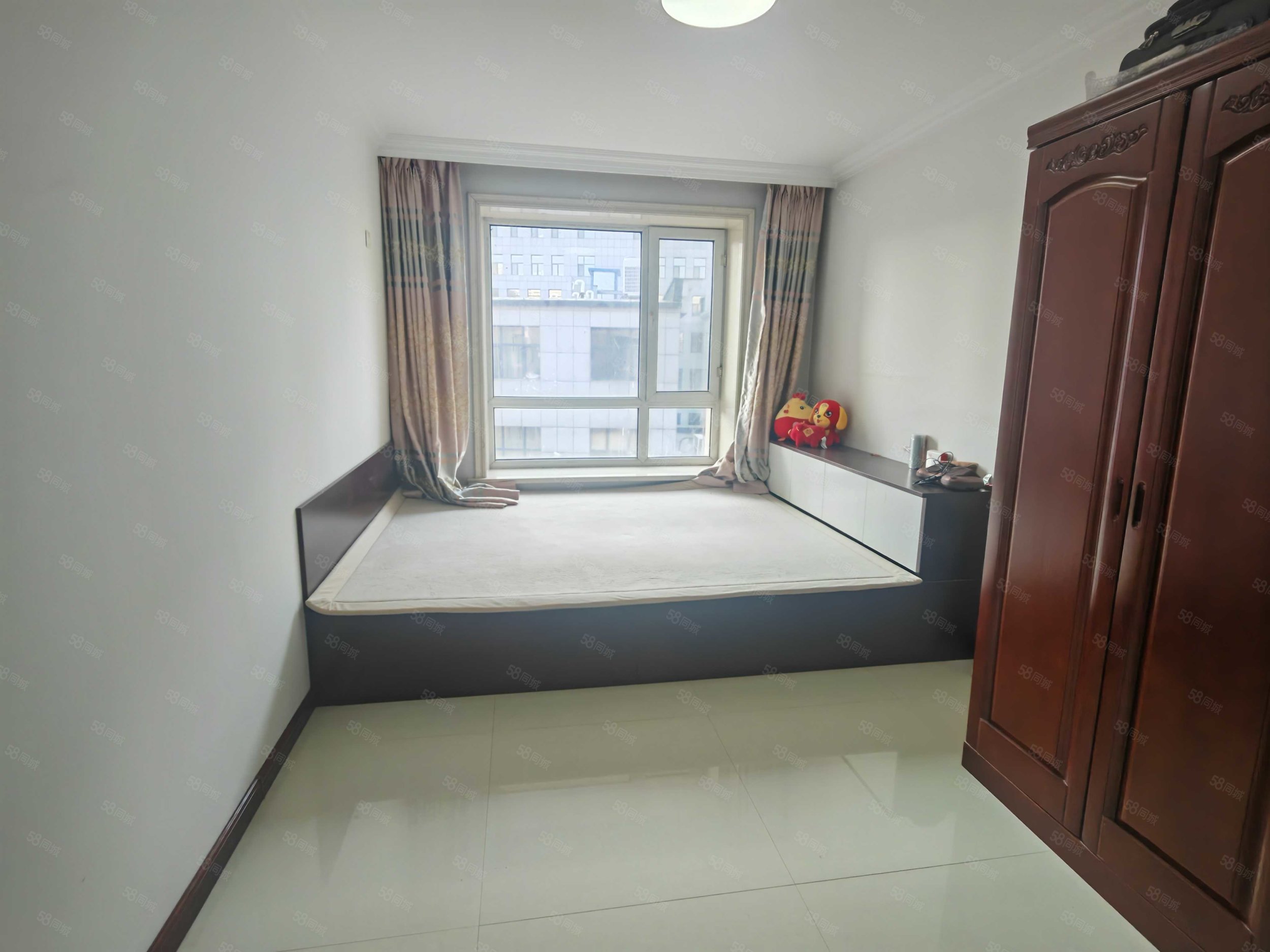 检察新村3室2厅2卫131.09㎡南北51.8万