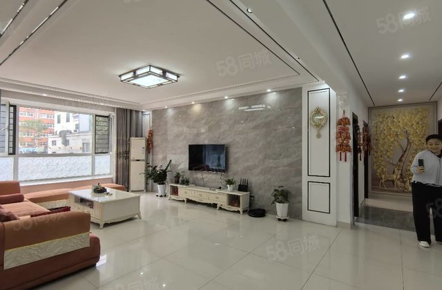 东昌华庭180平.出门就是东昌湖.名人院.华悦金钻.图片真实