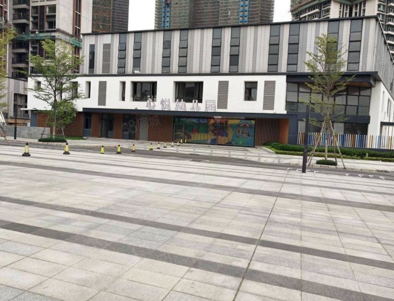 保利爱乐小镇一期)业主自用标准 改小三房户型 送全屋定制家私