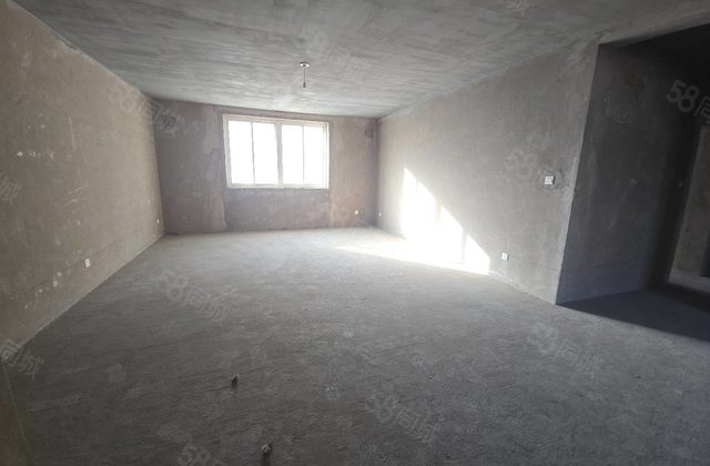 万润园3室2厅160㎡63万二手房图片