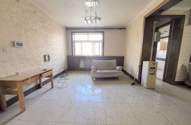 电厂乐园！中层！即将加装电梯！三室朝阳双阳台！停车方便！