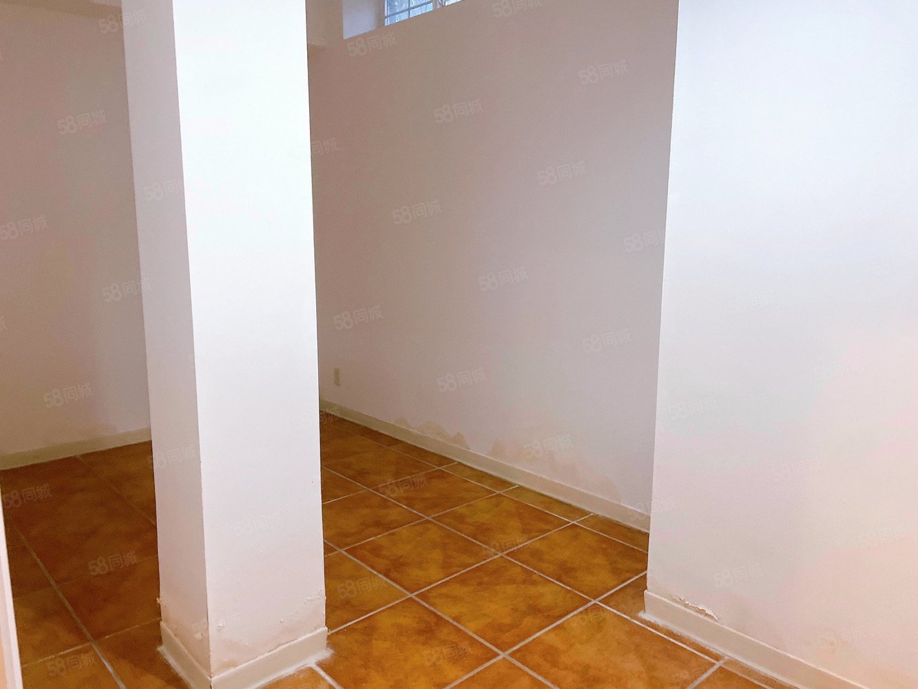 波特蘭花園8室3廳3衛(wèi)429.61㎡南北1988萬