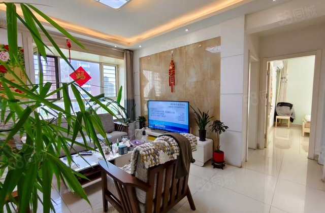 二中对过 海德公园 东边户 正规3室2厅 免大税 儒辰辰悦