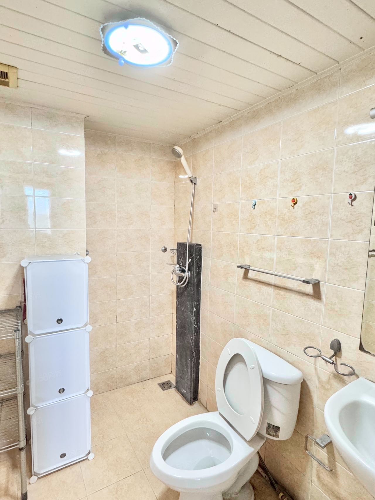 萬方景軒1室1廳1衛(wèi)64.07㎡南北453萬