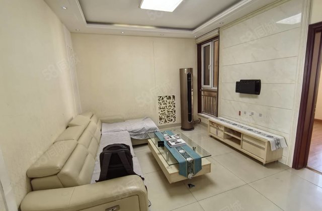 急精装修电梯观湖景好房三室华悦金钻免大税带储藏室车位随时看房