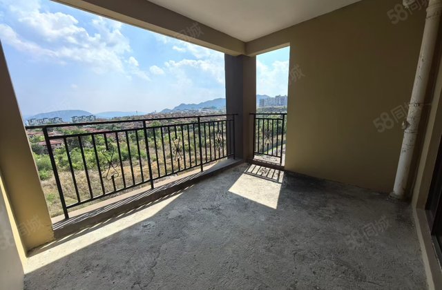 奥宸纳帕溪山2室2厅84㎡29万二手房图片