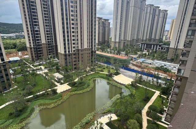 恒大中央广场4室2厅135㎡53.8万二手房图片