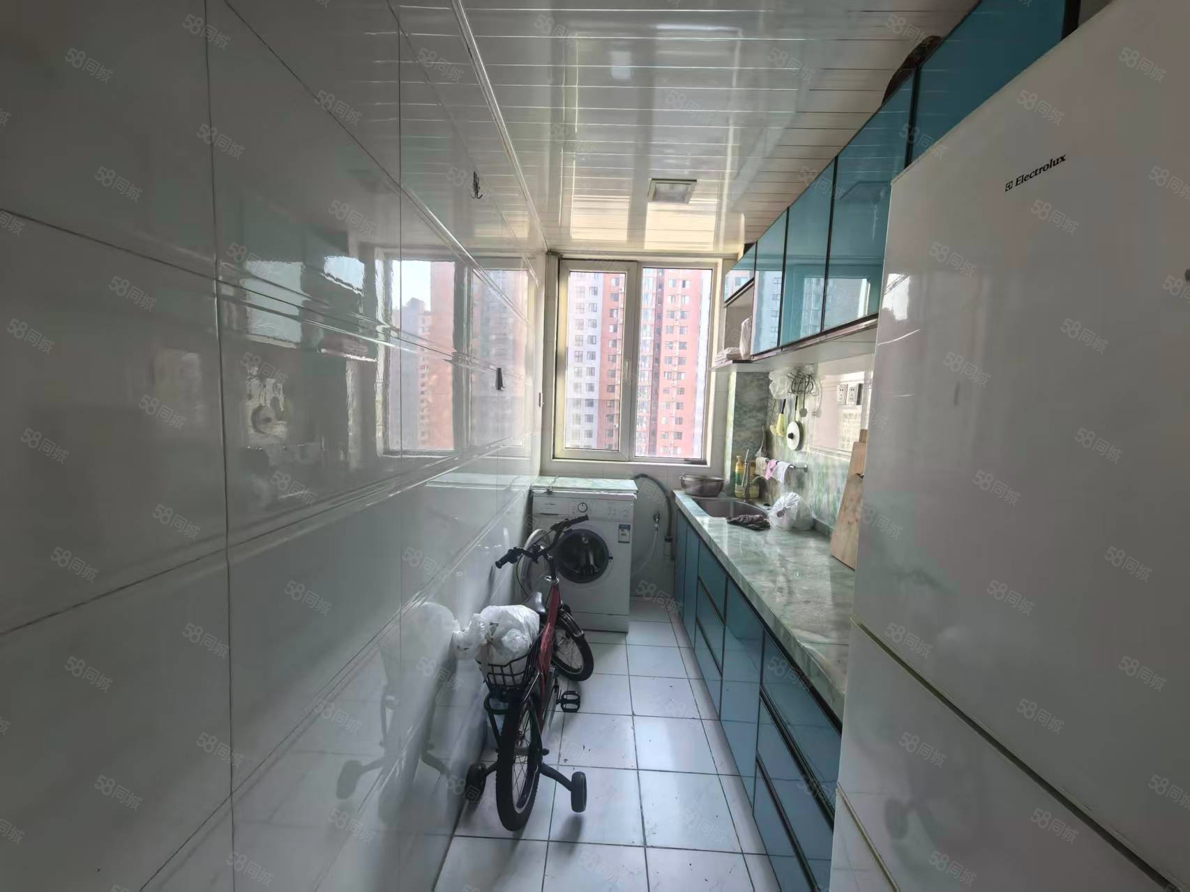 上上城第三季2室1廳1衛(wèi)74.16㎡南60萬