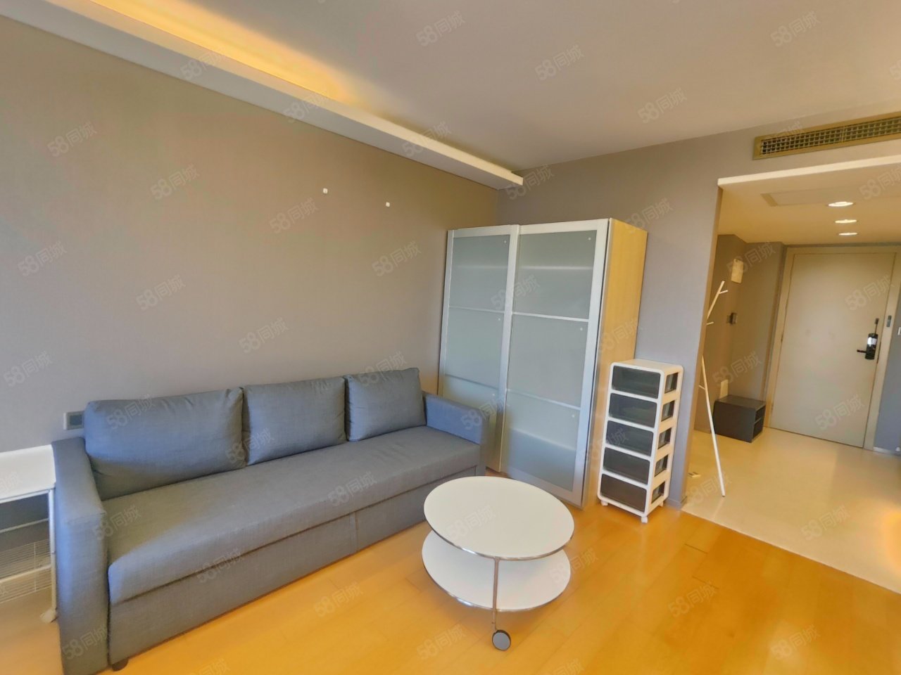 萬(wàn)科公園五號(hào)1室0廳1衛(wèi)56.74㎡東290萬(wàn)