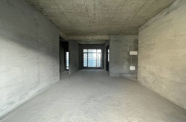 华屹九麟府4室2厅140㎡86.8万二手房图片