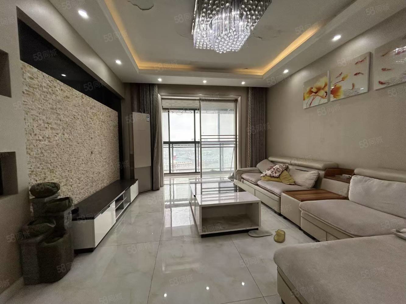 盛世东城2室2厅1卫96㎡南北38万